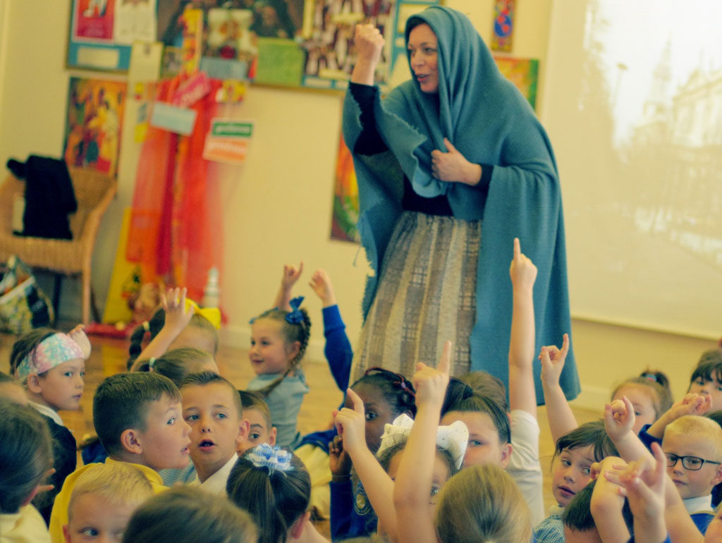 History Workshops and Visits for Primary Schools